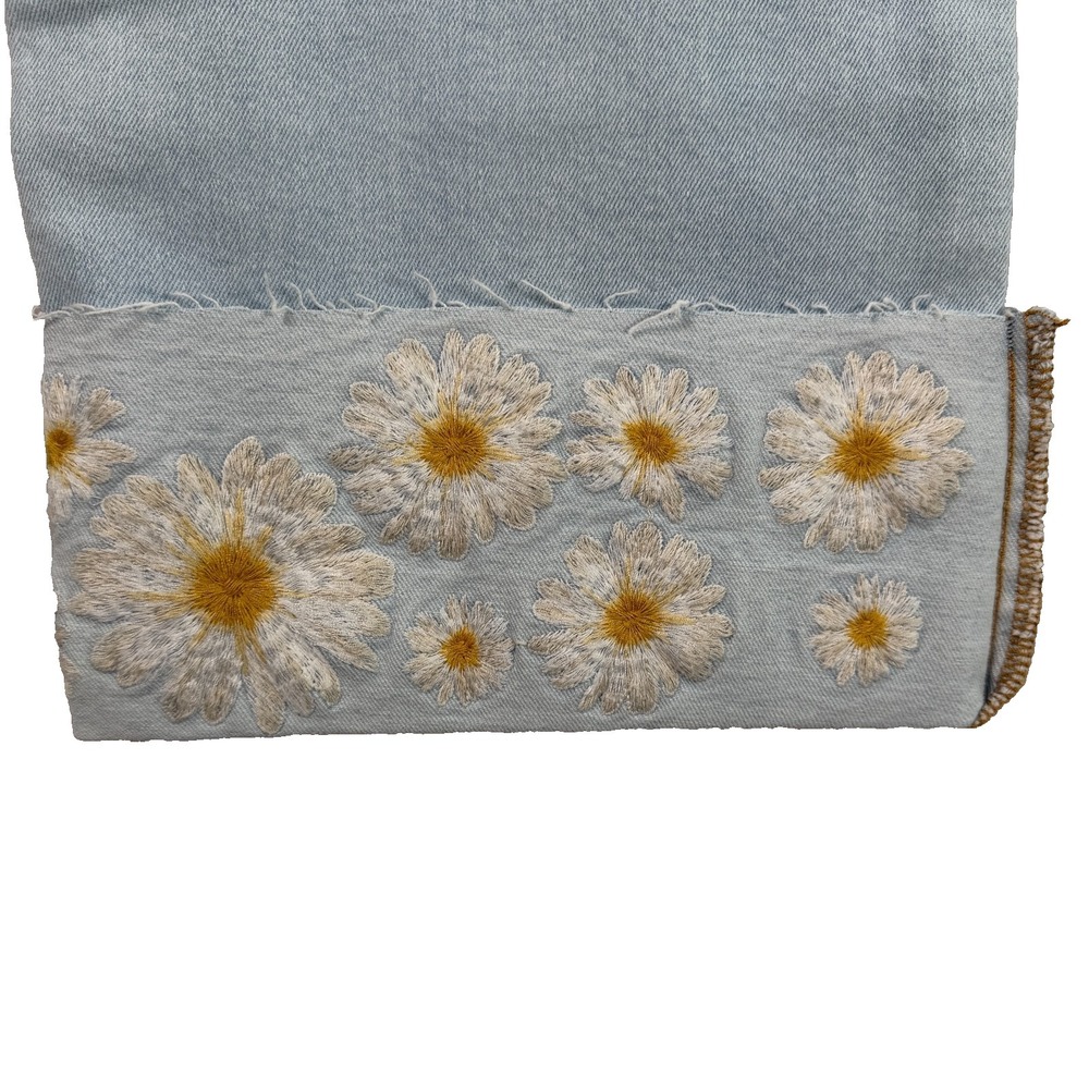 Driftwood Womens Colette Jeans Sz 22 Light Wash Embroidered Daisy Cuff Cropped - Picture 5 of 9